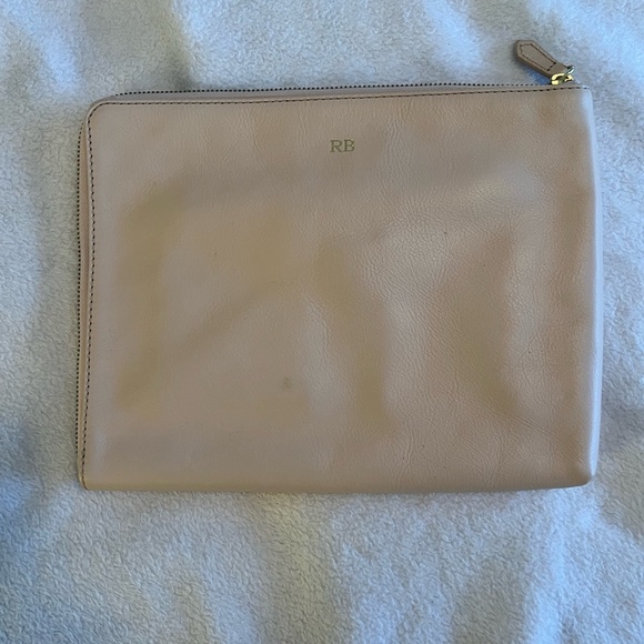 Mark & Graham $129 Commute Clutch in blush - Picture 3 of 9